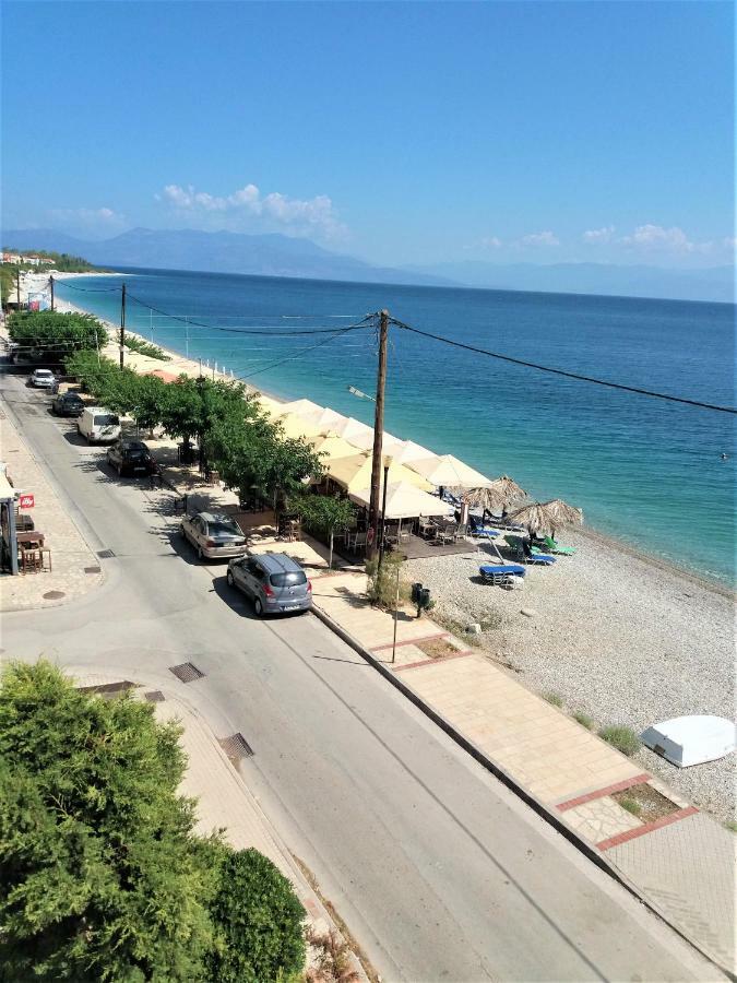 Mondo Cosseri Akrata Διαμέρισμα Εξωτερικό φωτογραφία